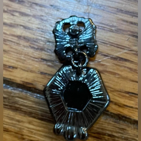 Banana Republic Grey Black Gem Drop and Dangle Earrings - Picture 6 of 6